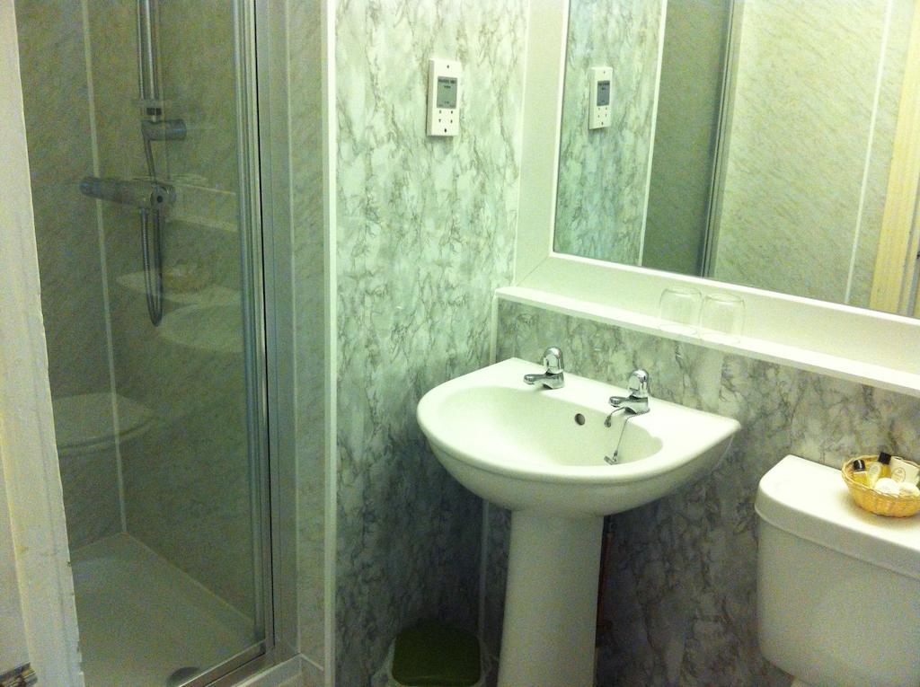Sugarland Metro Hotel Douglas Bilik gambar